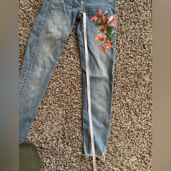 Zara Blue Skinny Jeans with Floral Design - Picture 5 of 8